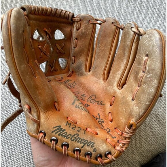 Pete Rose Model MacGregor Leather Baseball Glove M22T Youth Right Hand Throw - Picture 3 of 4
